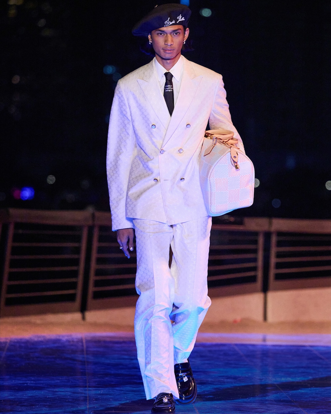 Men's Pre-Fall 2024 Show | LOUIS VUITTON