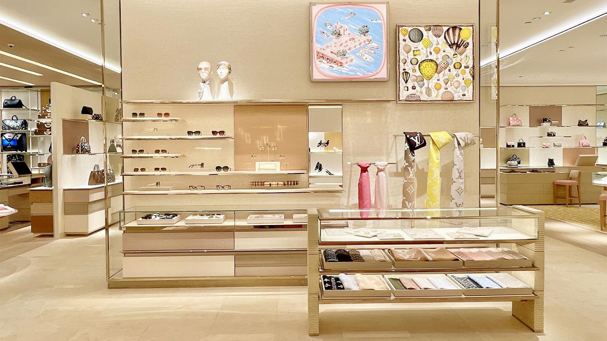 Louis Vuitton Kuwait Salhia Store in 13071 Safat, Kuwait LOUIS VUITTON