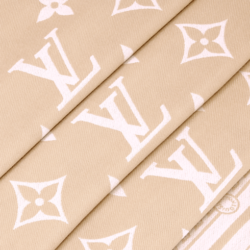 Amazingram Stole S00 in Women's Accessories Shawls and Stoles collections by Louis Vuitton (Product zoom)