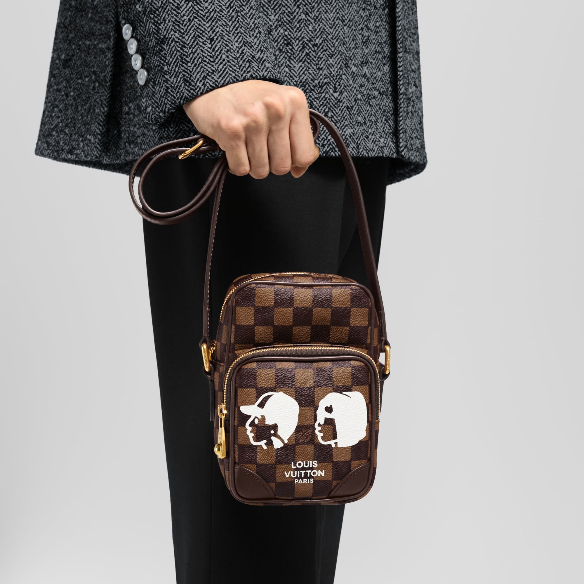 حقيبة Amazone Damier Ebene قماش in الحقائب والمنتجات الجلدية الصغيرة