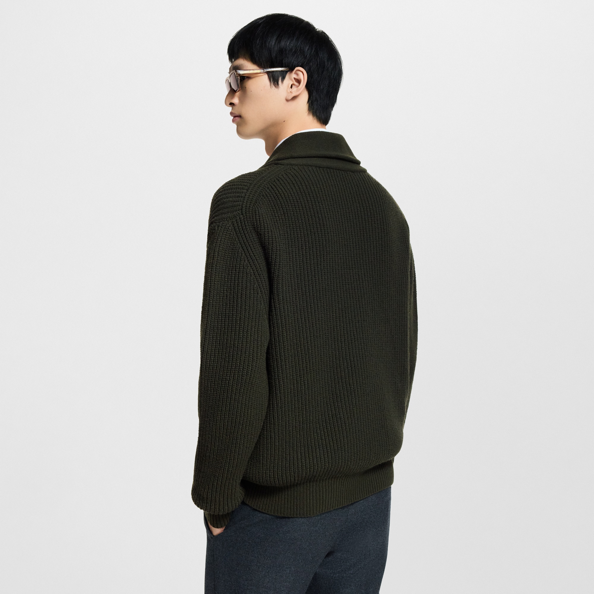 كارديجان من مزيج الكشمير وياقة على هيئة شال  in الرجال