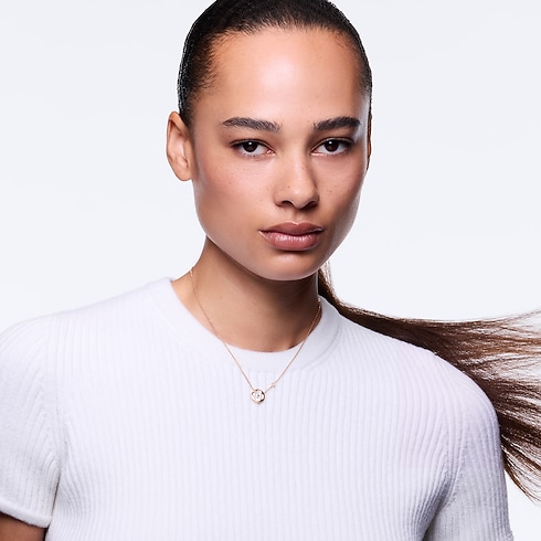 Color Blossom BB Sun Pendant, Pink Gold, White Mother-of-Pearl and Diamond in Jewelry's Categories Necklaces and Pendants collections by Louis Vuitton (Product zoom)