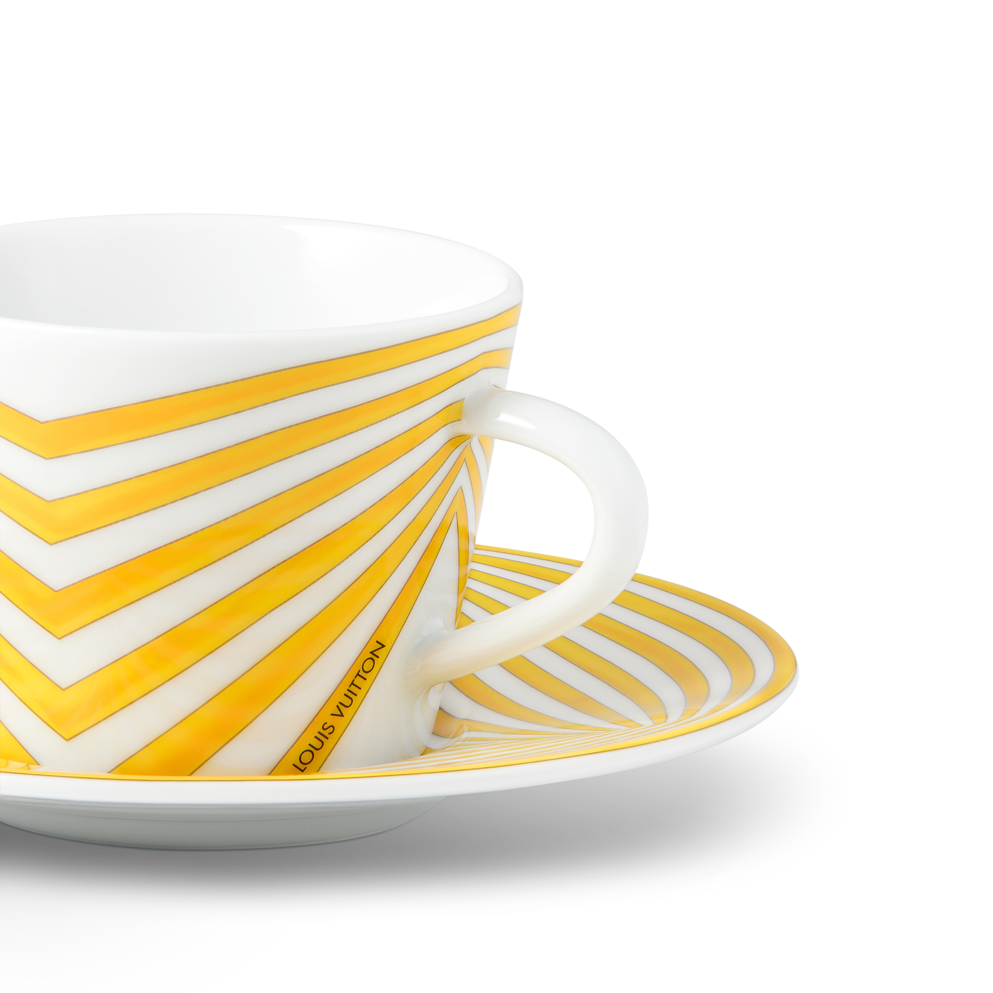 مجموعة Dolce Vita مكونة من فنجانين وصحنين للقهوة  in الصناديق، السفر والمنزل