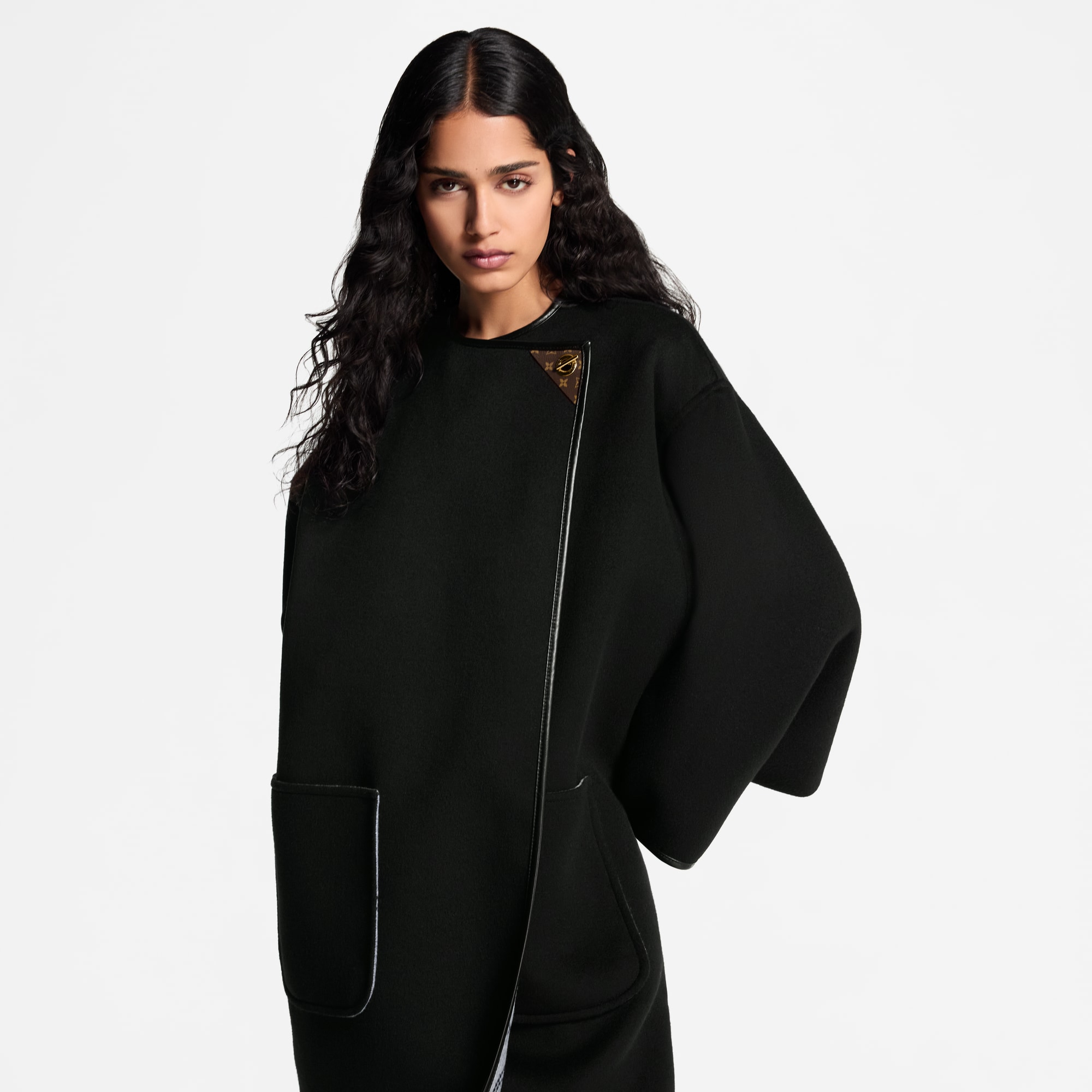 معطف بوجهين، ومشبك بقفل منزلق  in النساء