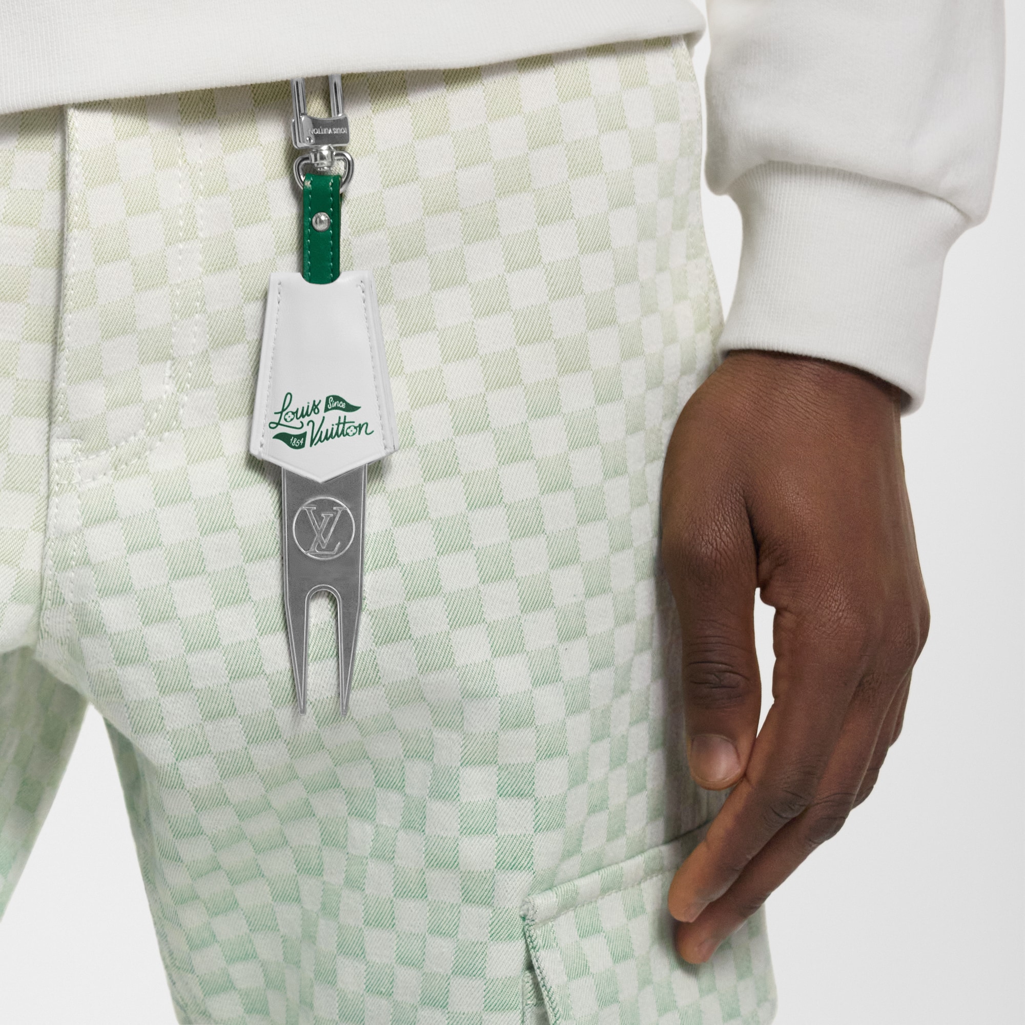 أداة إصلاح علامات الملعب في ملاعب الجولف S00 in الصناديق، السفر والمنزل