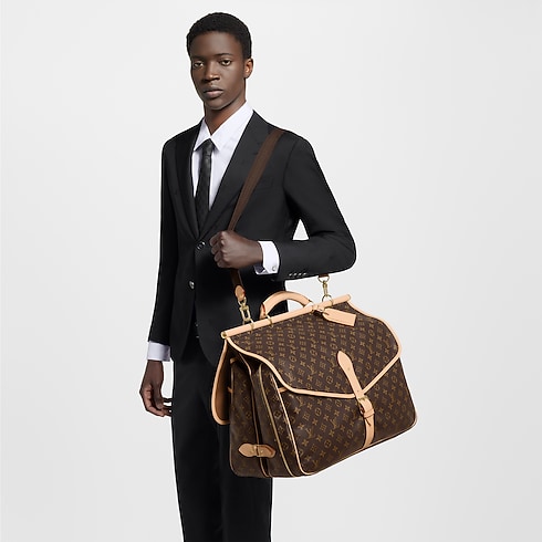 حقيبة Hunting Bag قماش Monogram in الصناديق، السفر والمنزل's حقائب السفر والأمتعة ذات العجلات تخصيص السفر الشخصي collections by Louis Vuitton (تكبير صورة المنتج)