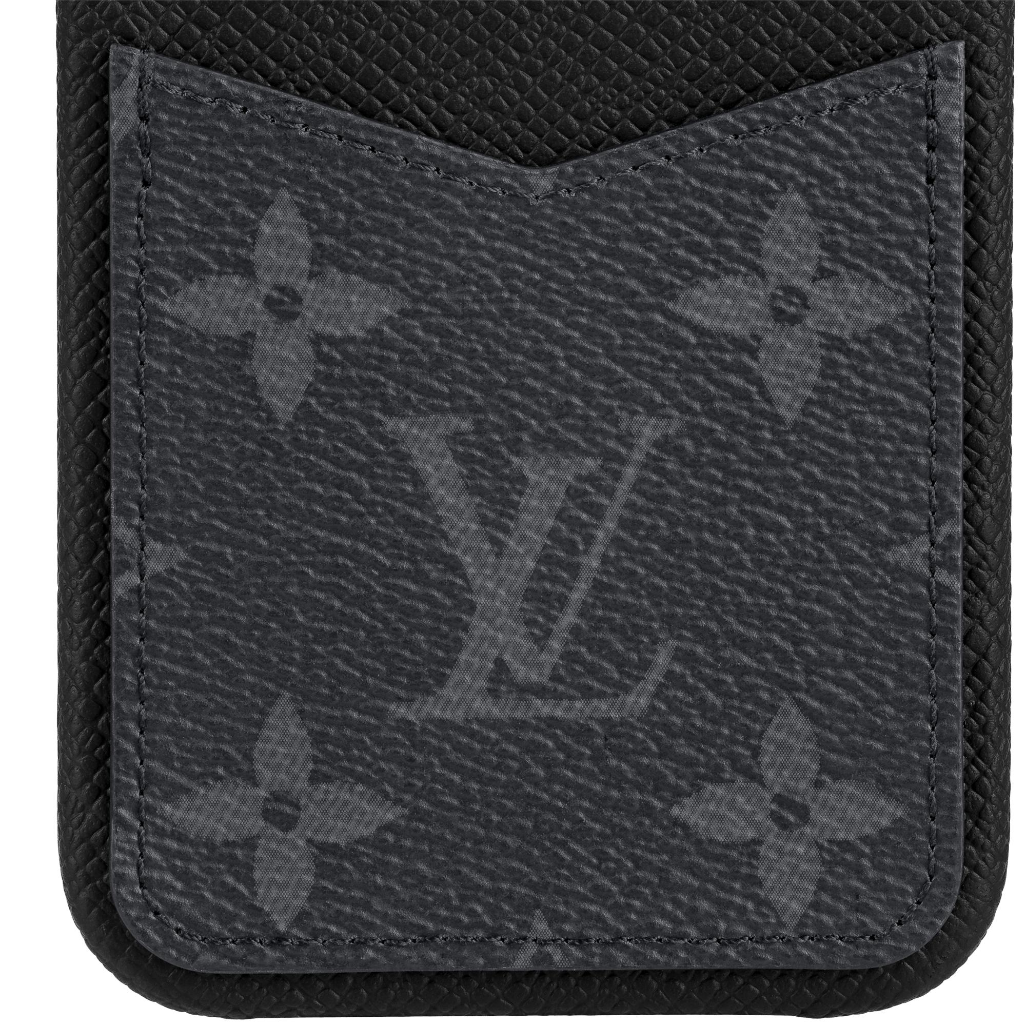 iPhone 13 Pro Bumper Case Monogram Eclipse in Men