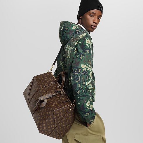 حقيبة Keepall 50 الجلود الأخرى Monogram in الرجال's مجموعة السفر أمتعة مع عجلات collections by Louis Vuitton (تكبير صورة المنتج)