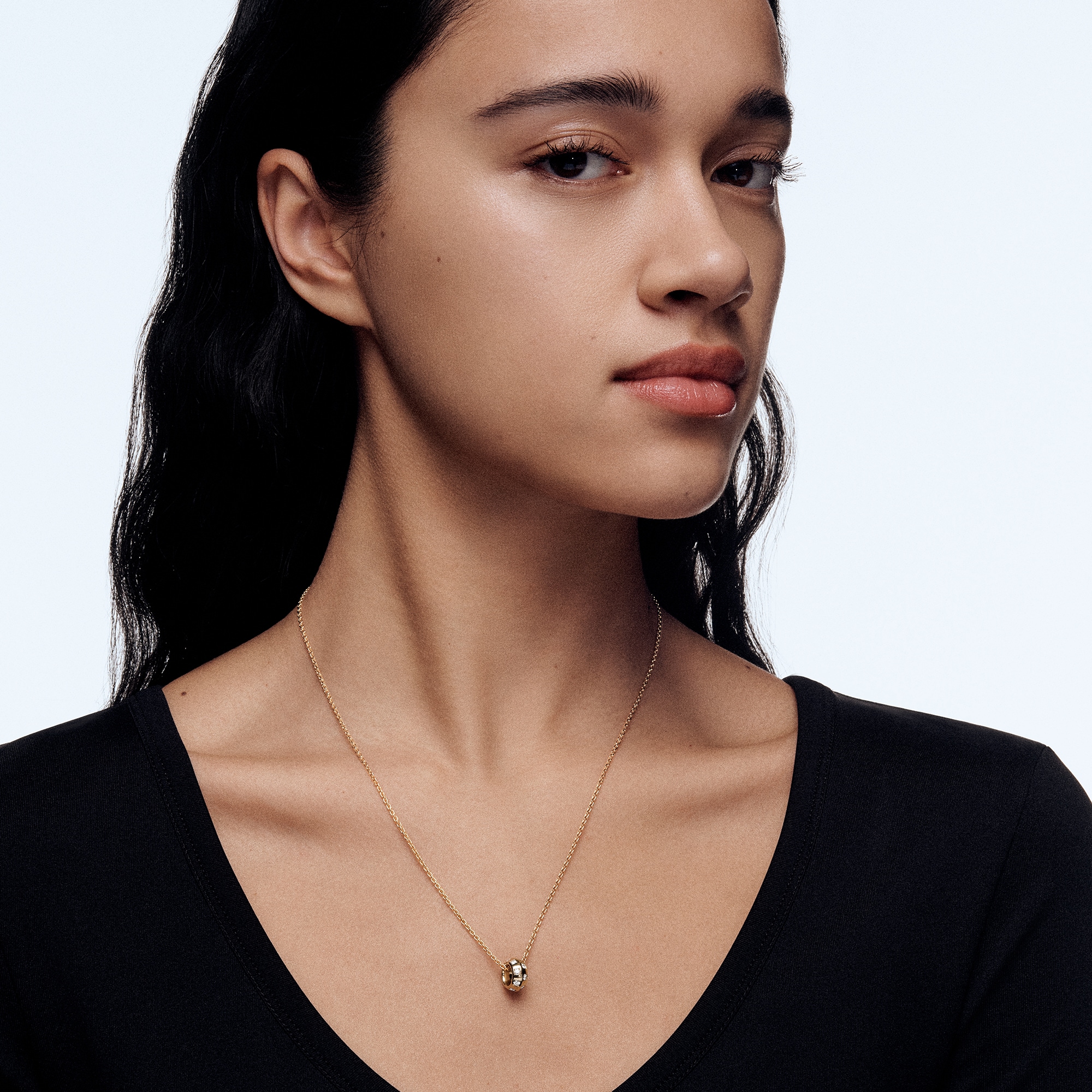 Le Damier de Louis Vuitton Pendant, Yellow Gold and Diamonds  in Jewelry