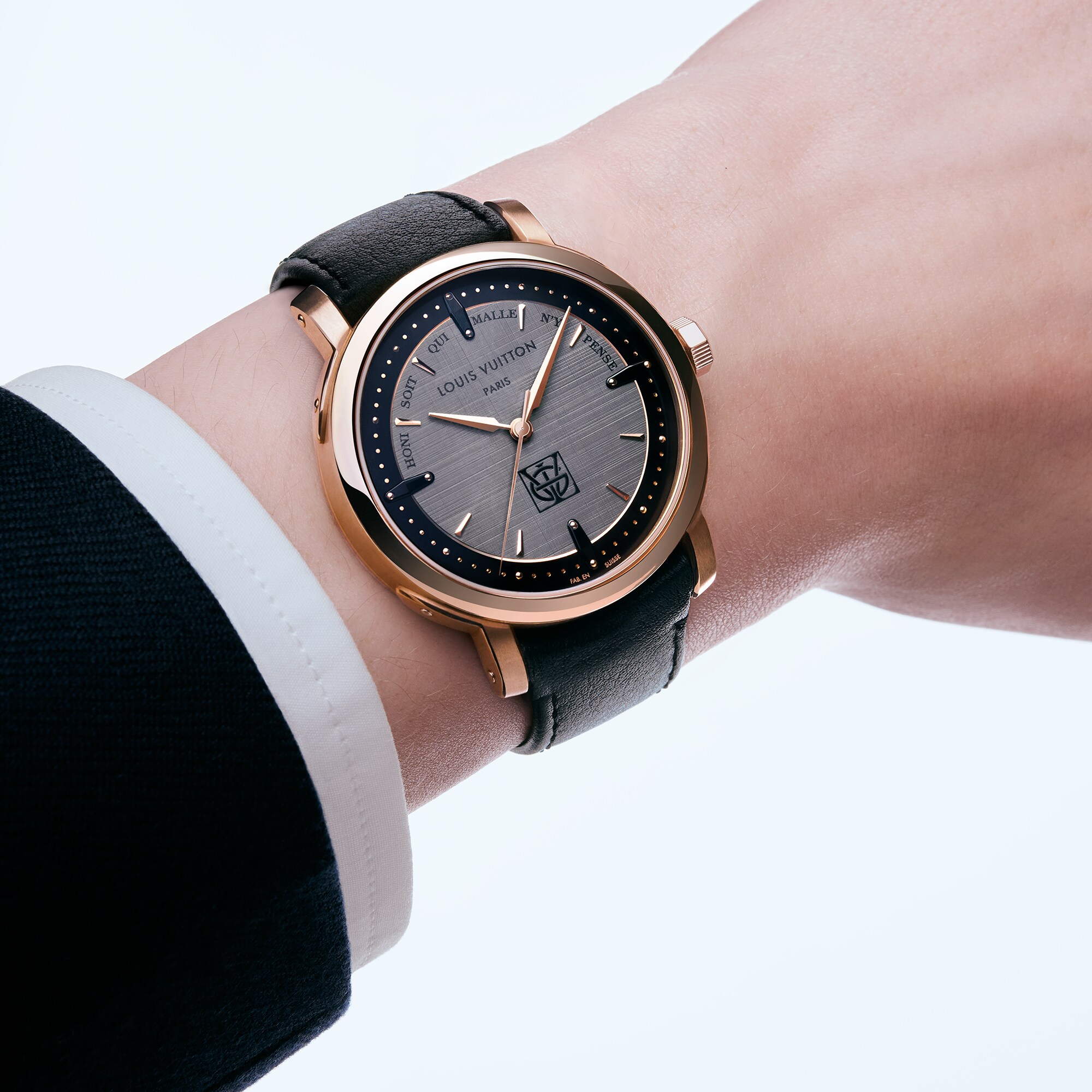 Louis Vuitton Escale, Automatic, 39mm, Rose Gold  in Watches