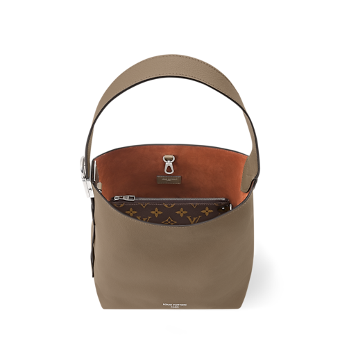 حقيبة Low Key Hobo PM لو كي in النساء's حقائب اليد جميع حقائب اليد collections by Louis Vuitton (تكبير صورة المنتج)