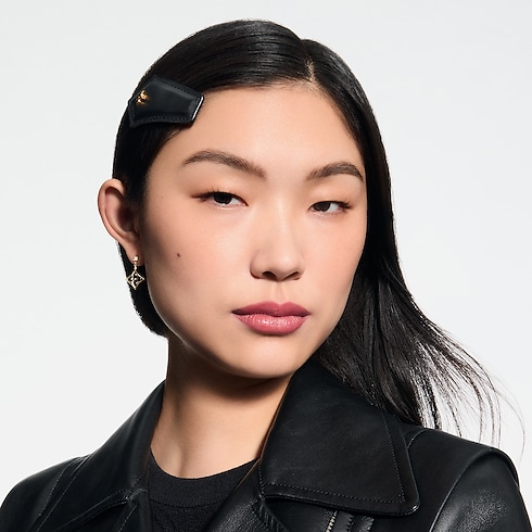 LV Baume - Lip Balm in Perfumes and Beauty 's Lips } collections by Louis Vuitton (Product zoom)