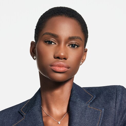 LV Baume - Lip Balm in Perfumes and Beauty 's Lips } collections by Louis Vuitton (Product zoom)