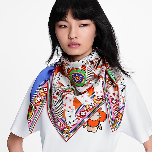 LV Card Game Square 90 S00 in Women's Accessories Silk Squares and Bandeaus collections by Louis Vuitton (Product zoom)