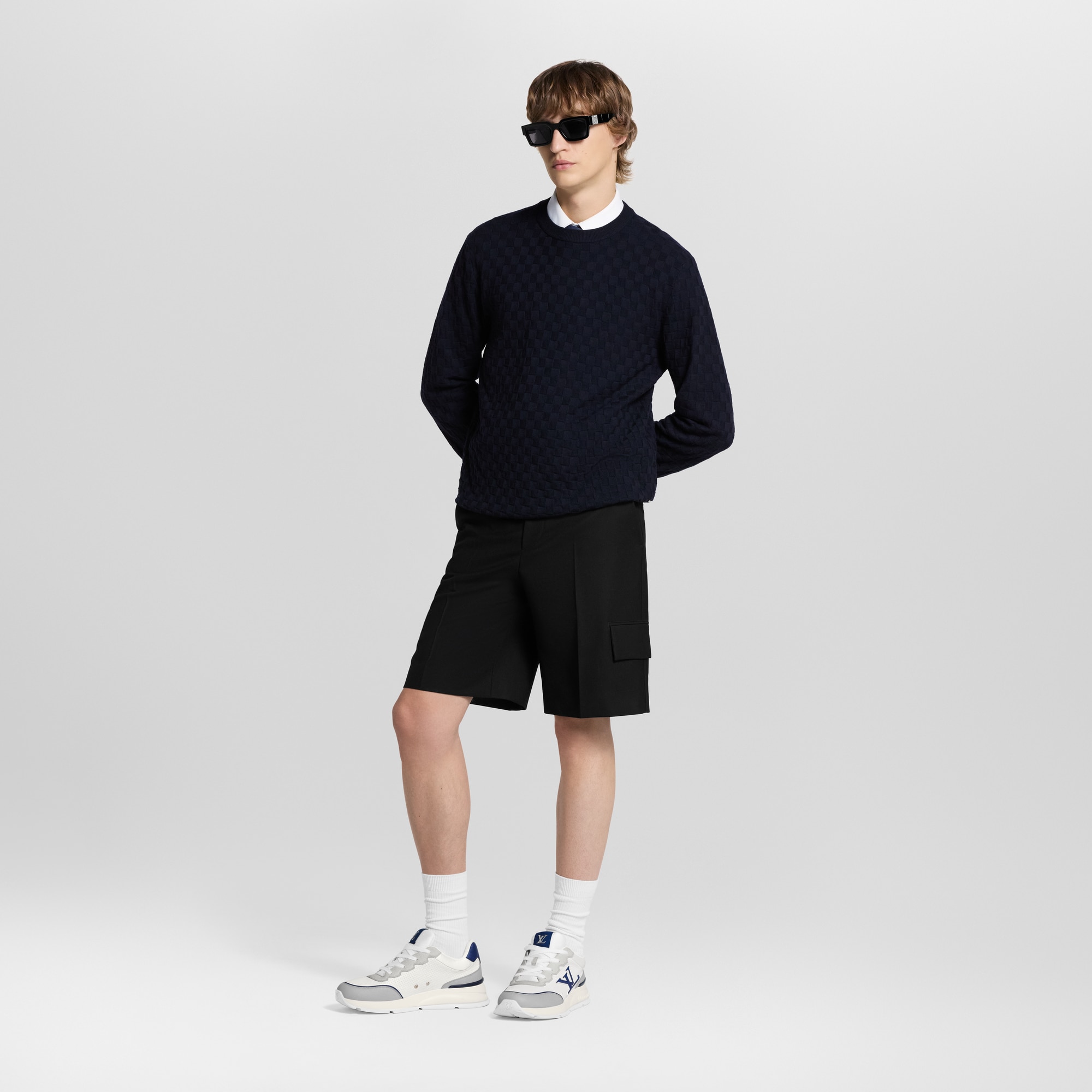 حذاء LV Classic الرياضي  in الرجال