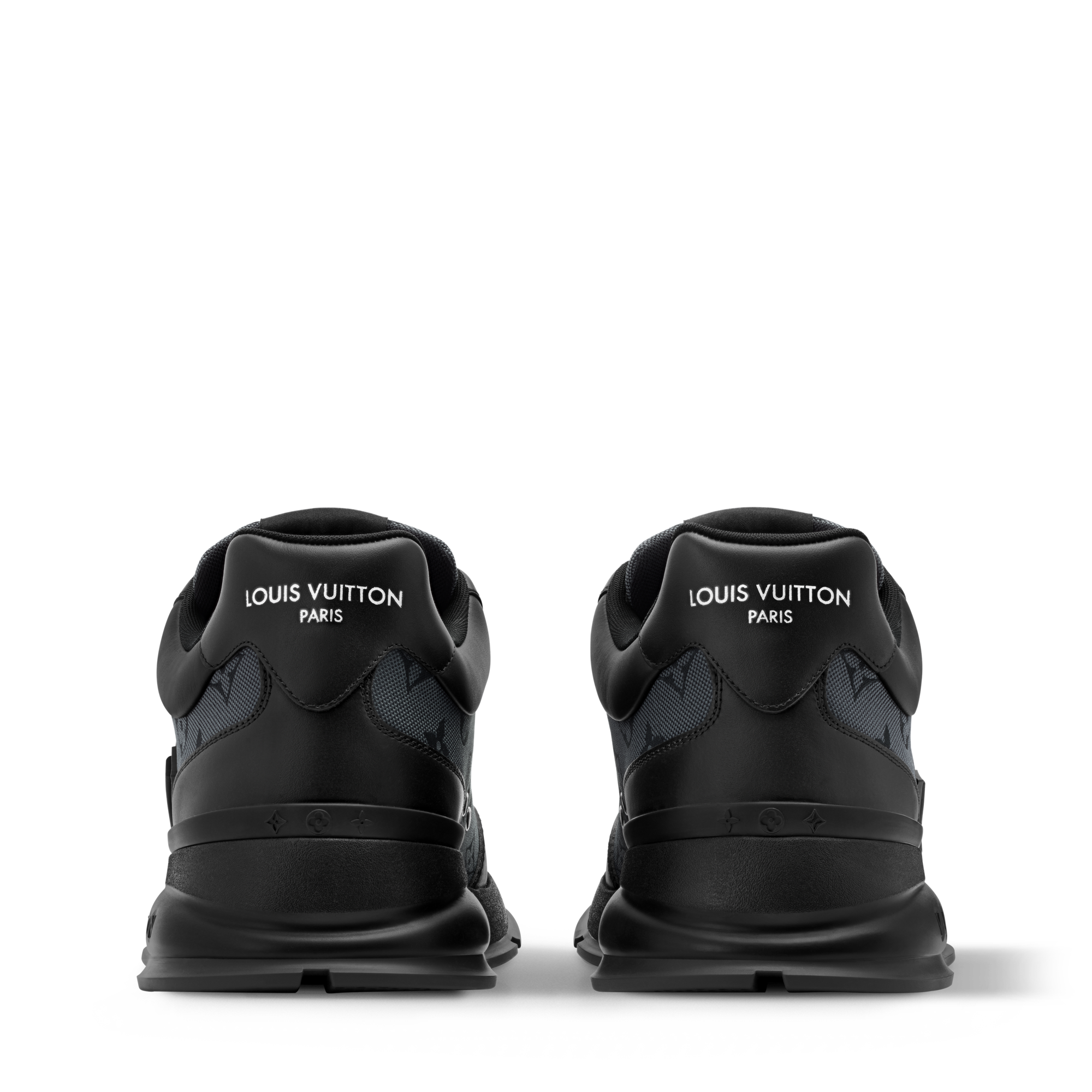 حذاء LV Classic الرياضي  in الرجال