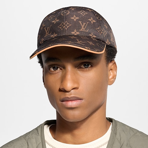 قبعة LV Light S00 in الرجال's الإكسسوارات القبعات والقفازات collections by Louis Vuitton (تكبير صورة المنتج)