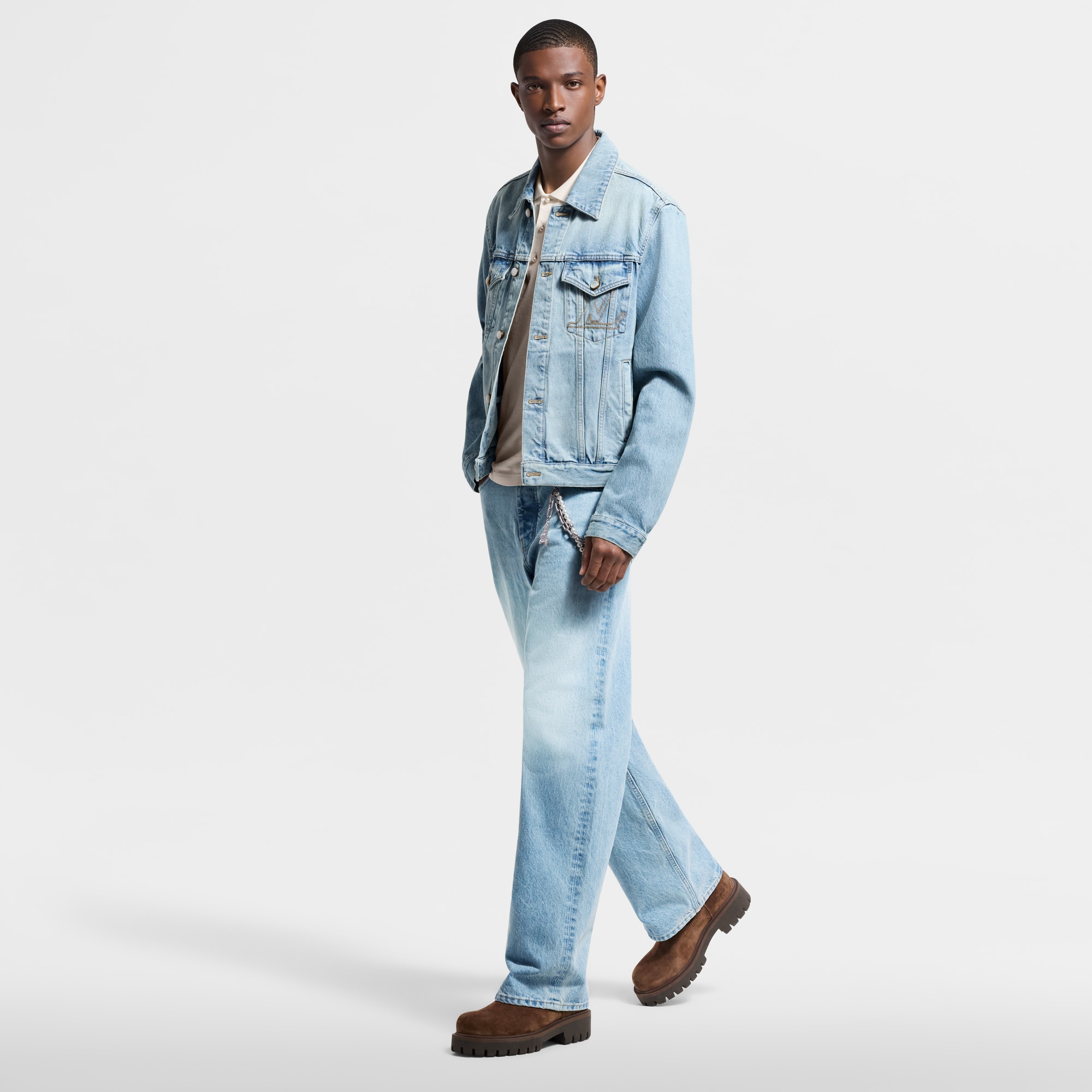 حذاء LV Remix للكاحل  in الرجال