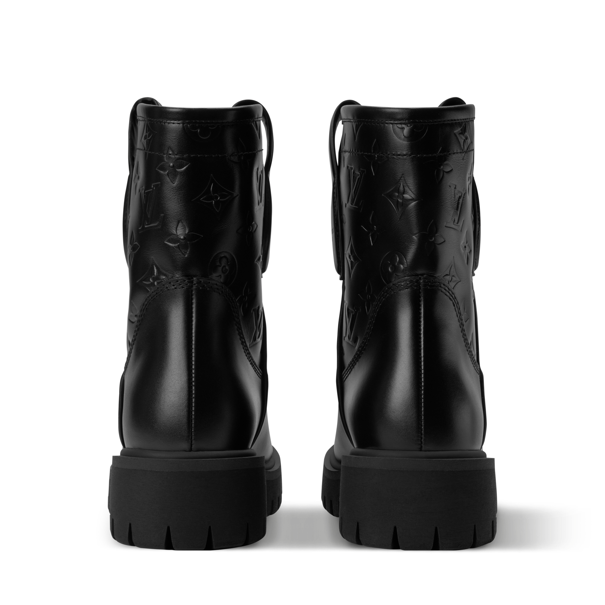 حذاء LV Remix للكاحل  in الرجال