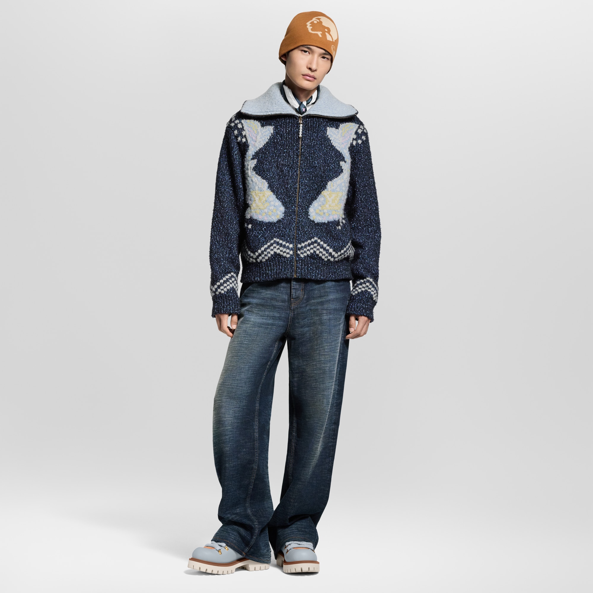 LV Remix Derby  in Men