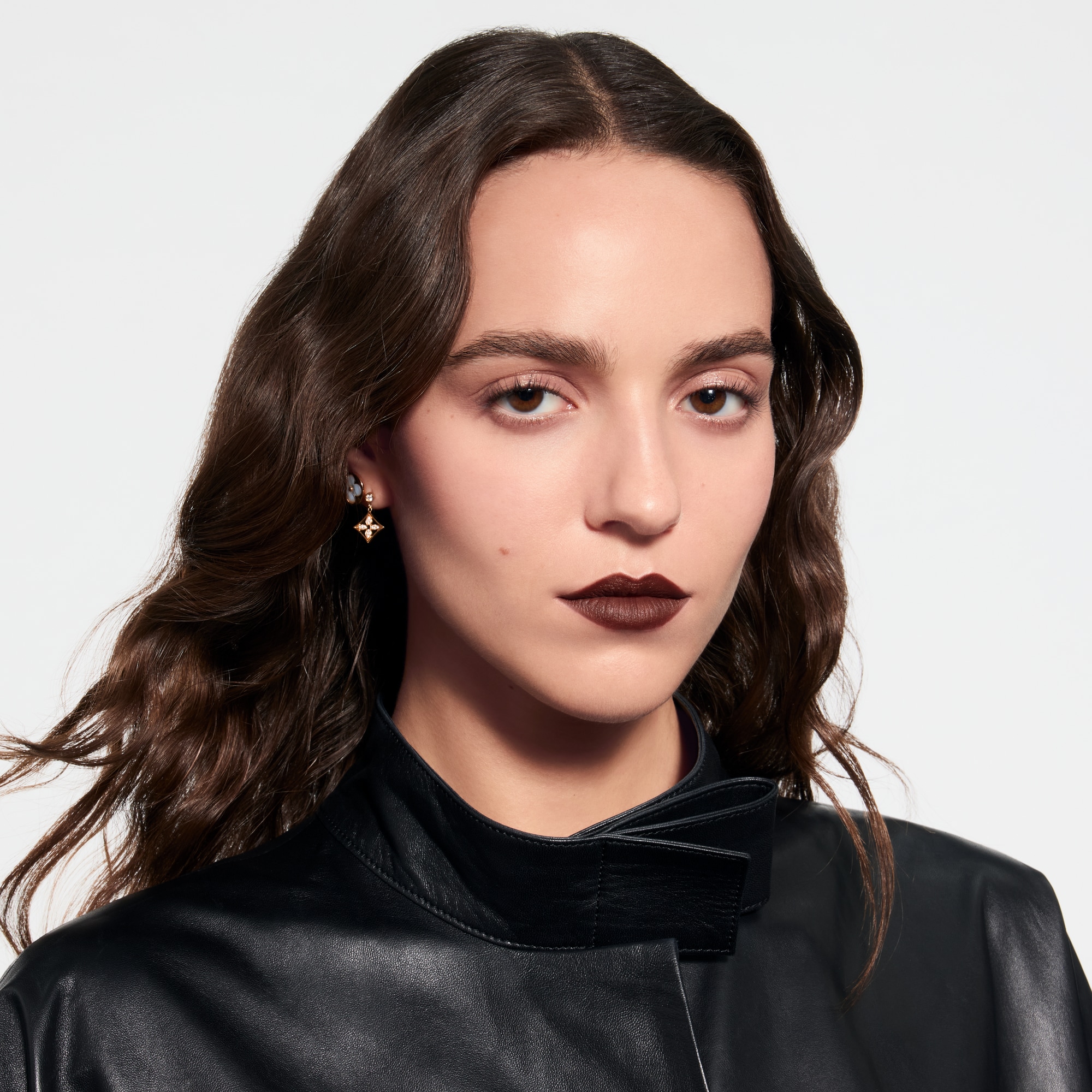 LV Rouge - أحمر شفاه غير لامع  in العطور والتجميل