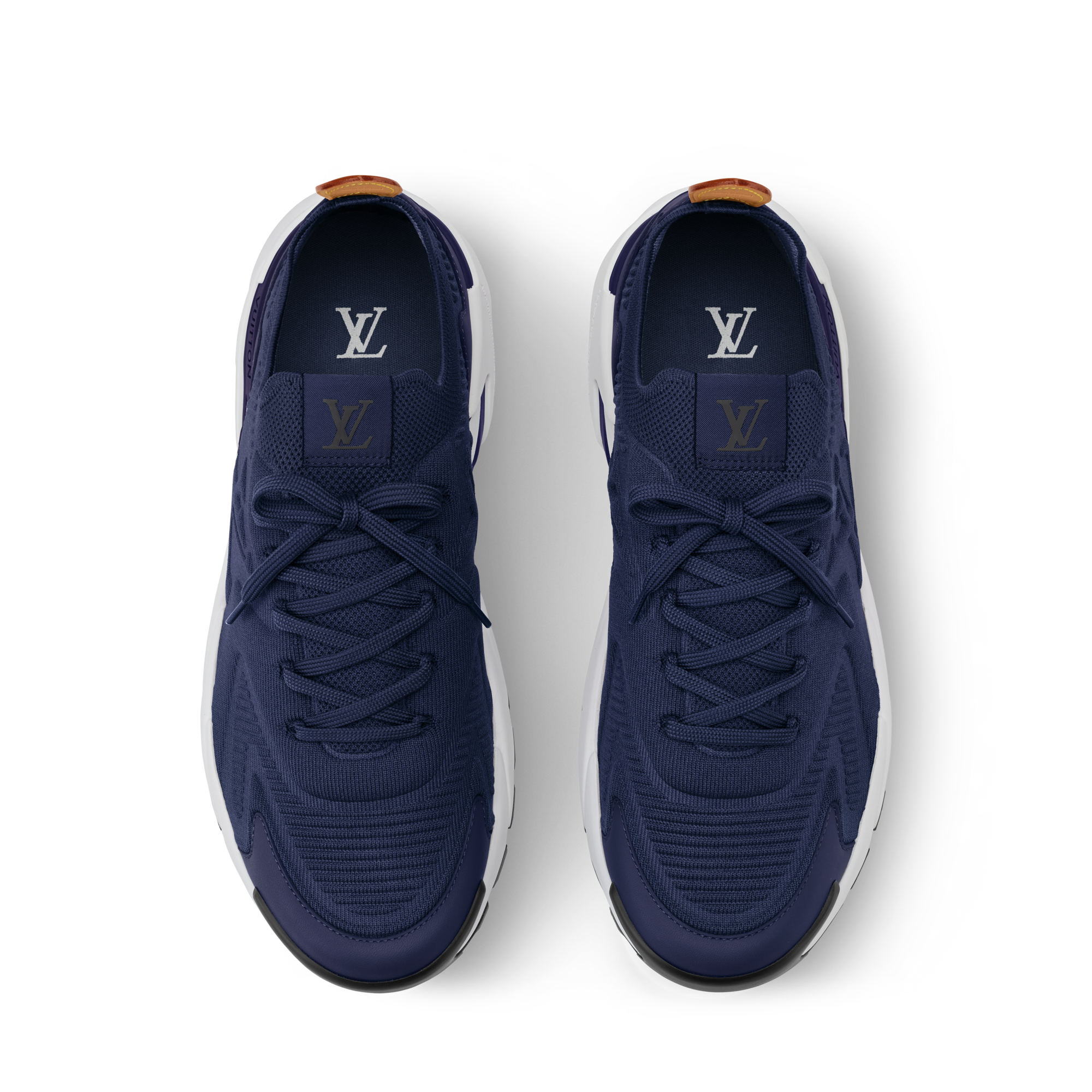 حذاء LV Runner Tatic الرياضي  in الرجال