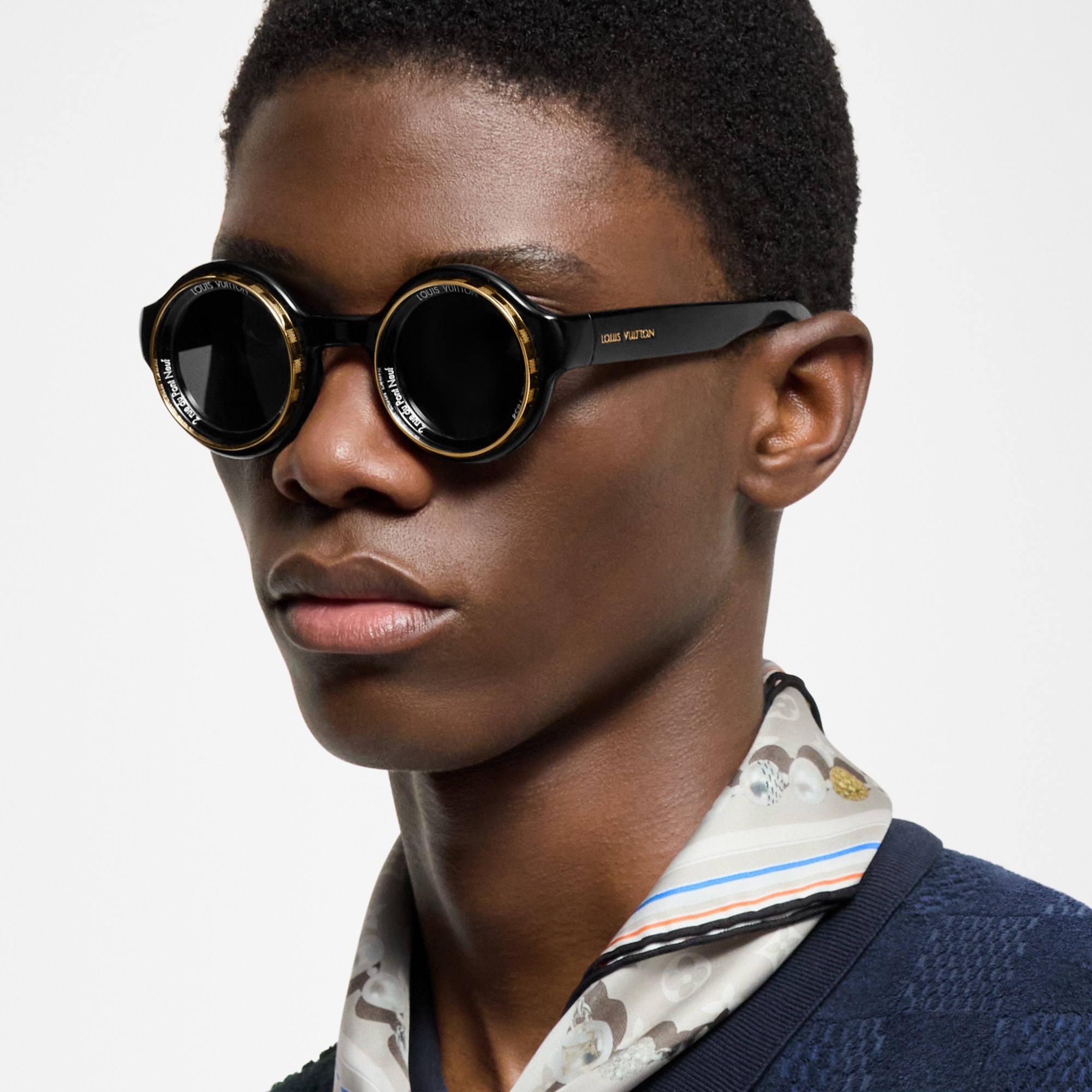 LV Super Vision Round Sunglasses S00 in Men