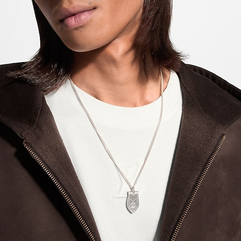 LV Trunk Pendant S00 in Men's Accessories All Accessories collections by Louis Vuitton (Product zoom)