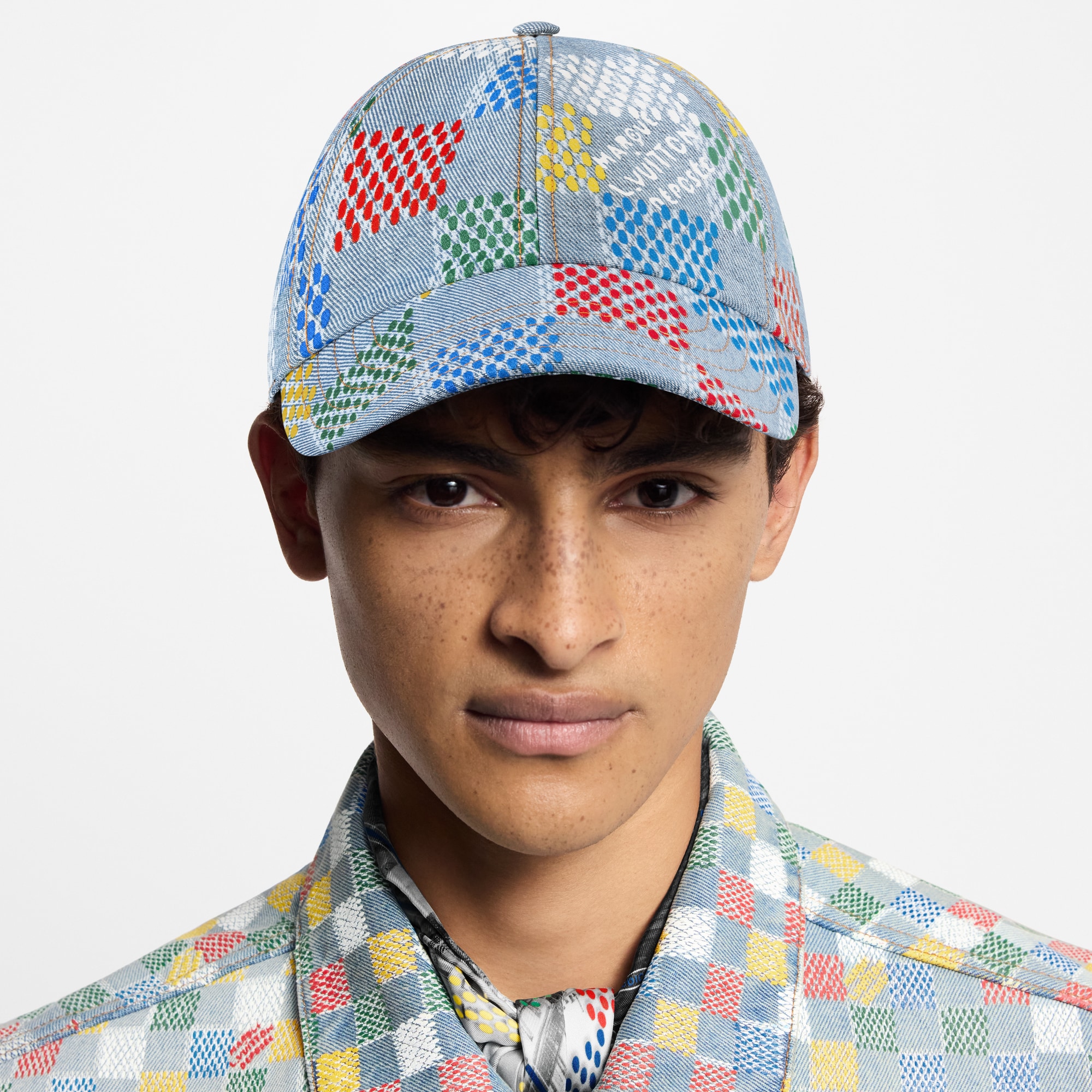 LV Vers Damier Cap S00 in Men