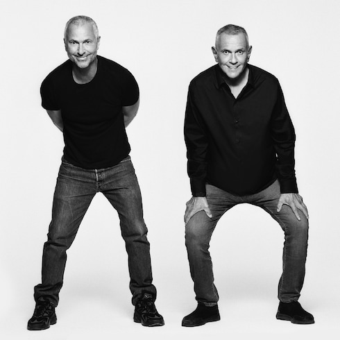 كرسي Merengue من تصميم Campana Brothers in الصناديق، السفر والمنزل's المنزل وفن المائدة الأثاث collections by Louis Vuitton