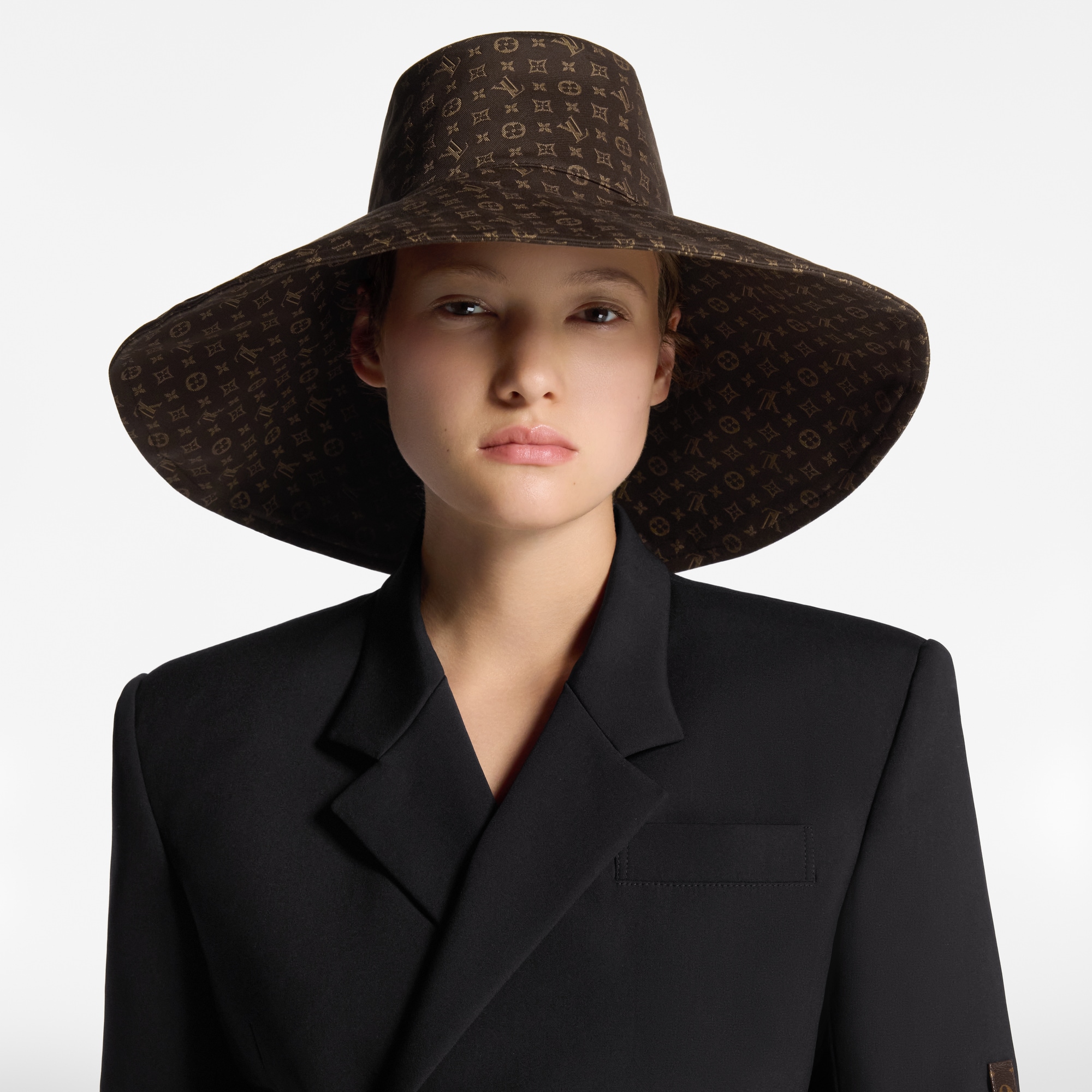 قبعة Mng My Heart S00 in النساء