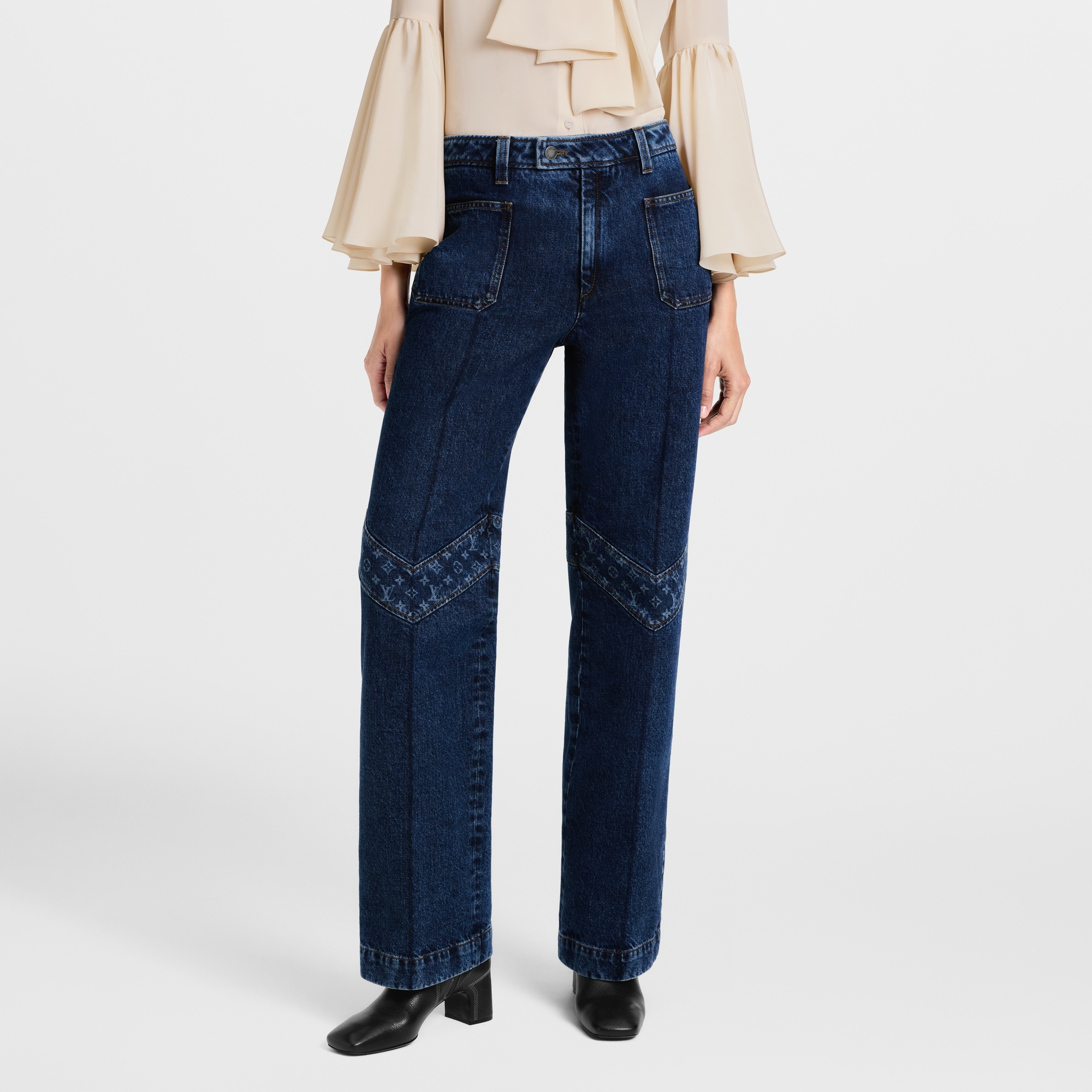 Monogram Accent Raw Denim Jeans  in النساء