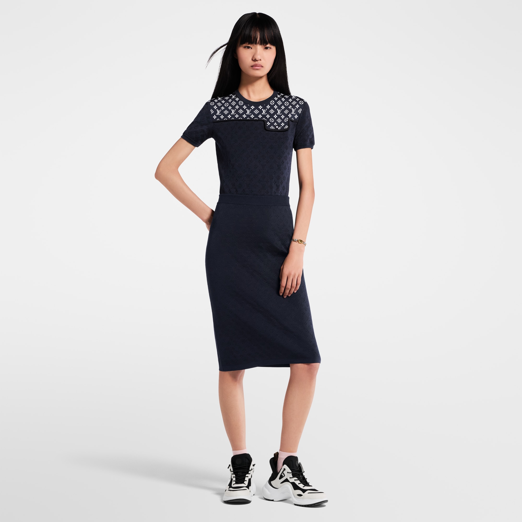 كنزة محبوكة من جاكار يحمل نقشة Monogram  in النساء