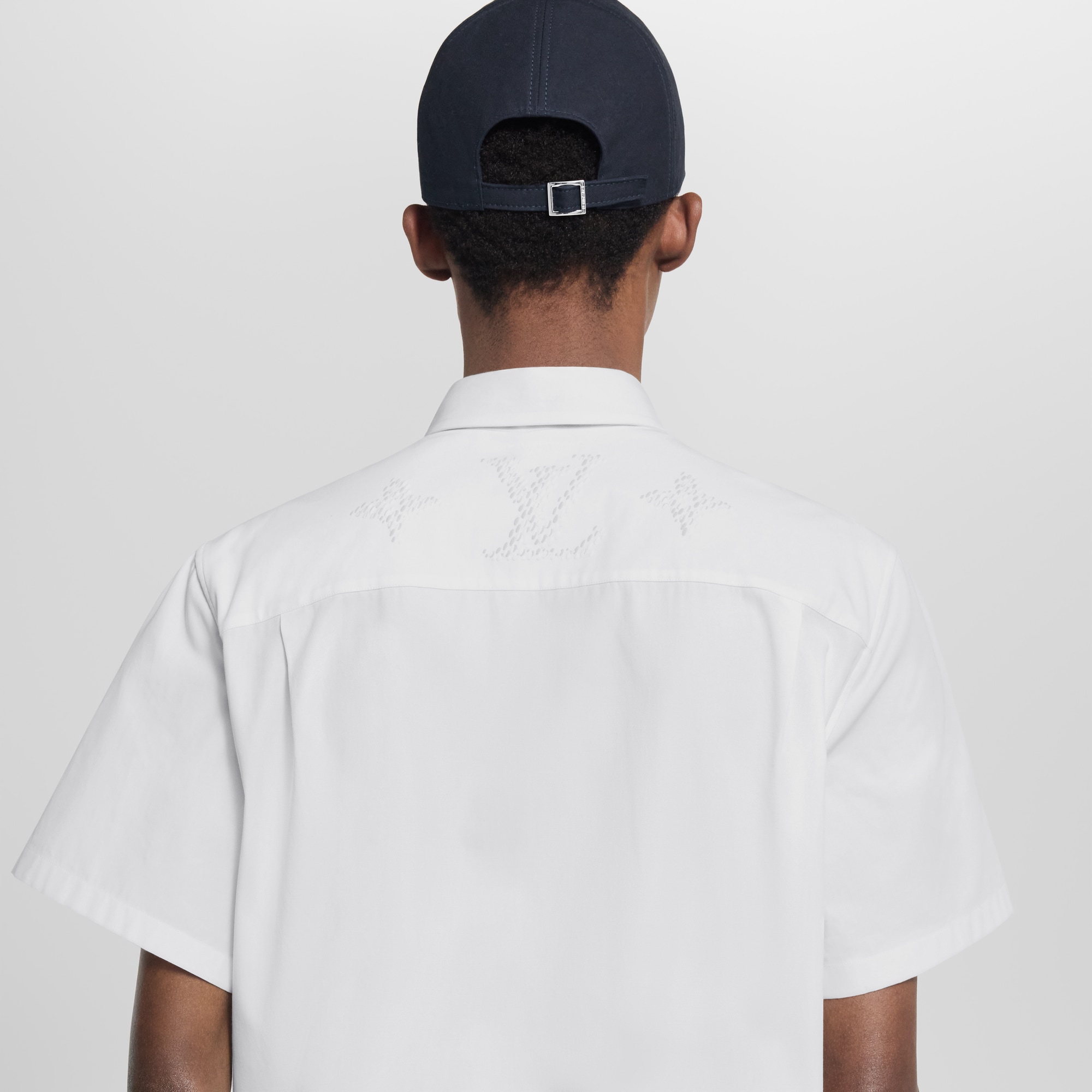 قميص بأكمام قصيرة مطبوع بنقشة Monogram  in الرجال