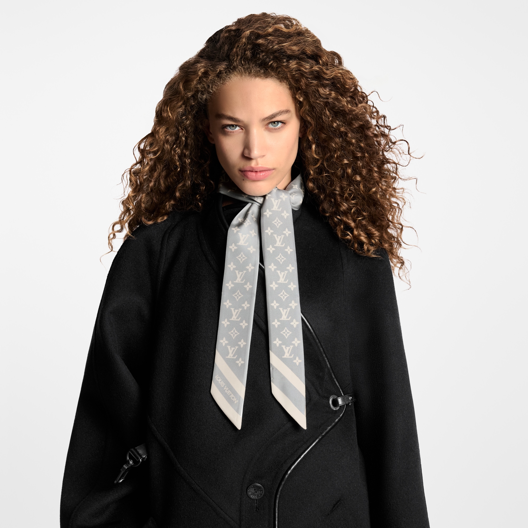 ربطة Monogram Silhouette BB S00 in النساء