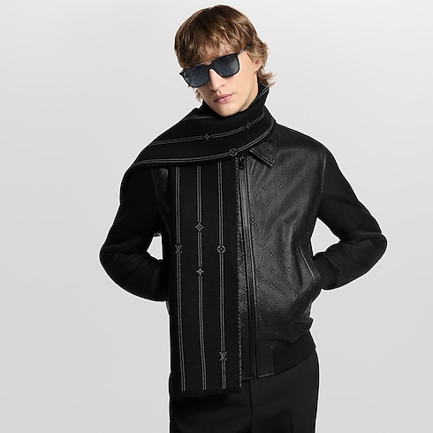 وشاح Monogram Stripes S00 in الرجال's الإكسسوارات الأوشحة collections by Louis Vuitton (تكبير صورة المنتج)