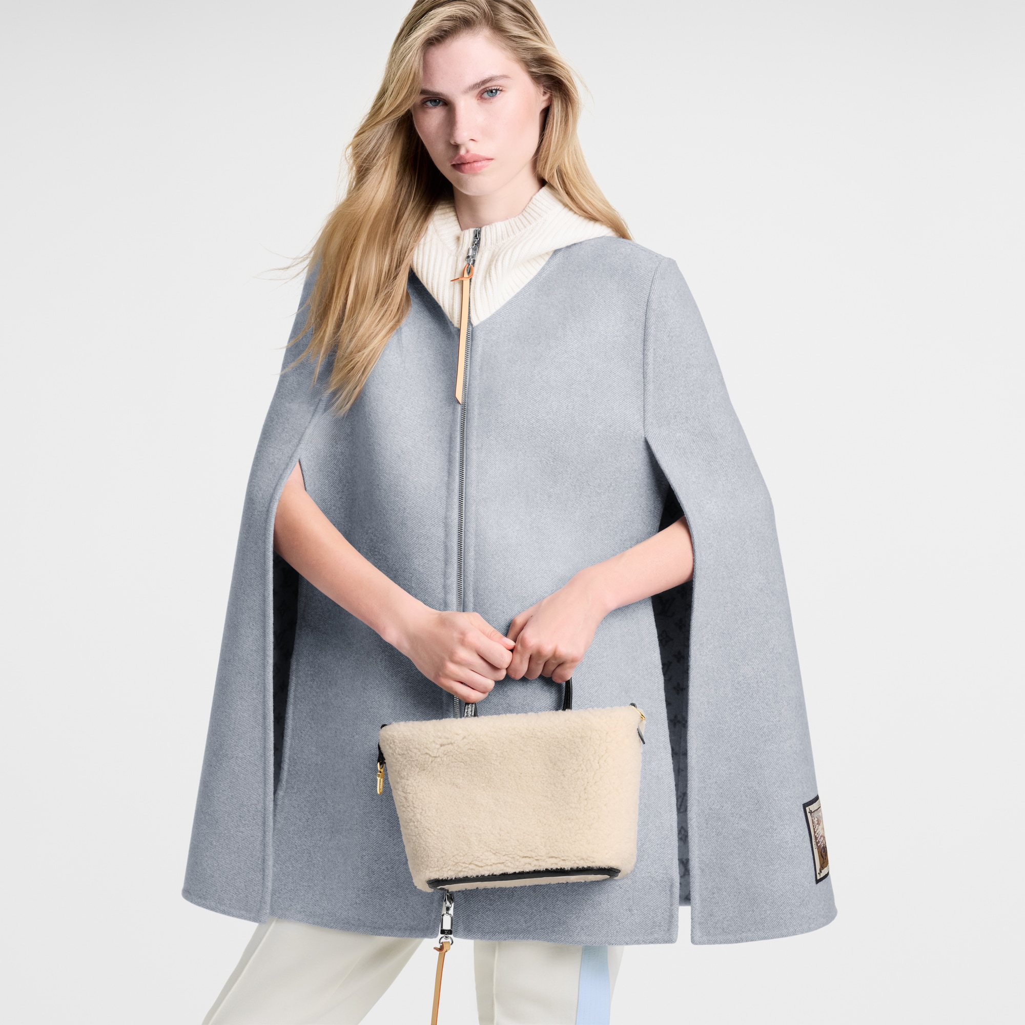 Neverfull Bandoulière Inside Out BB H33 in Bags and Small Leather Goods