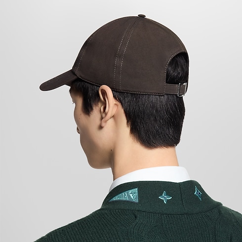 Only LV Cap S00 in Men's Accessories Hats, Beanies and Gloves collections by Louis Vuitton (Product zoom)