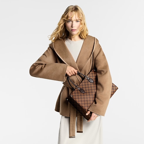 OnTheGo MM Damier Ebene in Bags and Small Leather Goods's Women Bags LV Icons collections by Louis Vuitton (Product zoom)