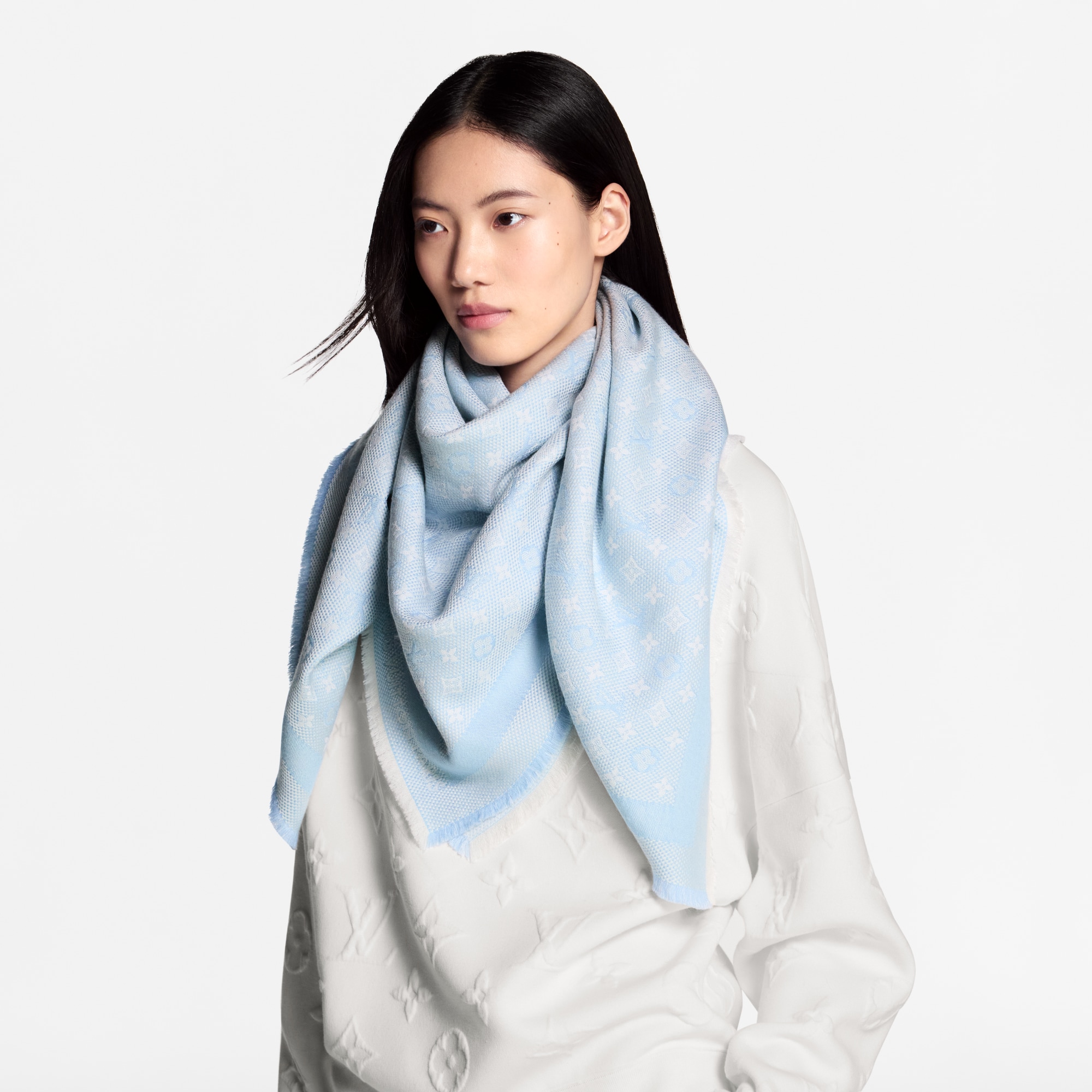 Petit Natte Shawl S00 in Women