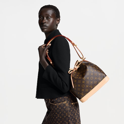 Petit Noé Monogram in Women's Handbags All Handbags collections by Louis Vuitton (Product zoom)