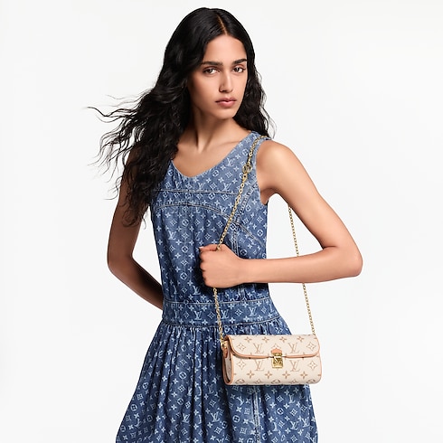 Pochette Camille Autres Toiles Monogram in Women's Wallets and Small Leather Goods Wallets on Chain and Micro Bags collections by Louis Vuitton (Product zoom)