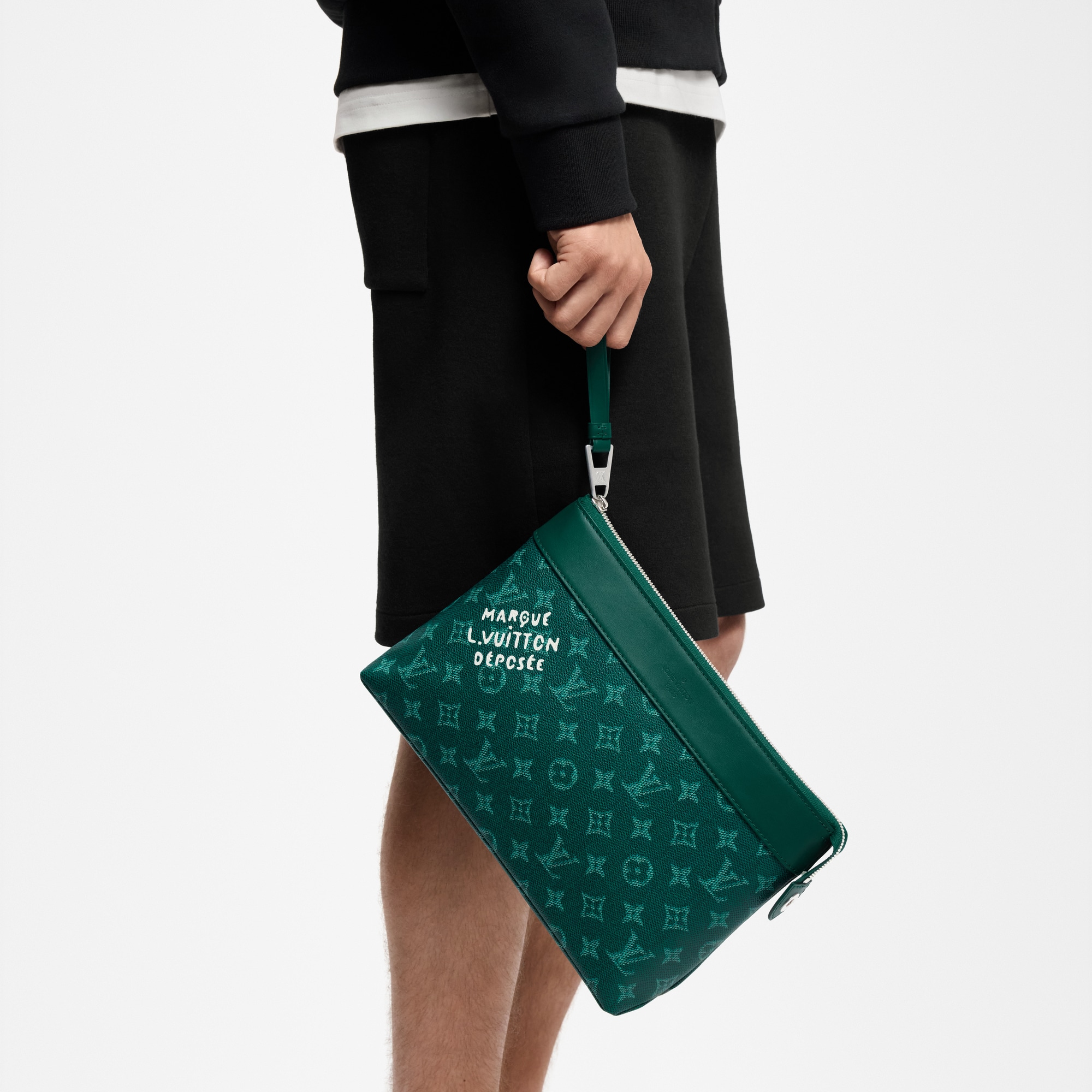 حافظة Pochette Voyage Souple Monogram Heritage in الرجال