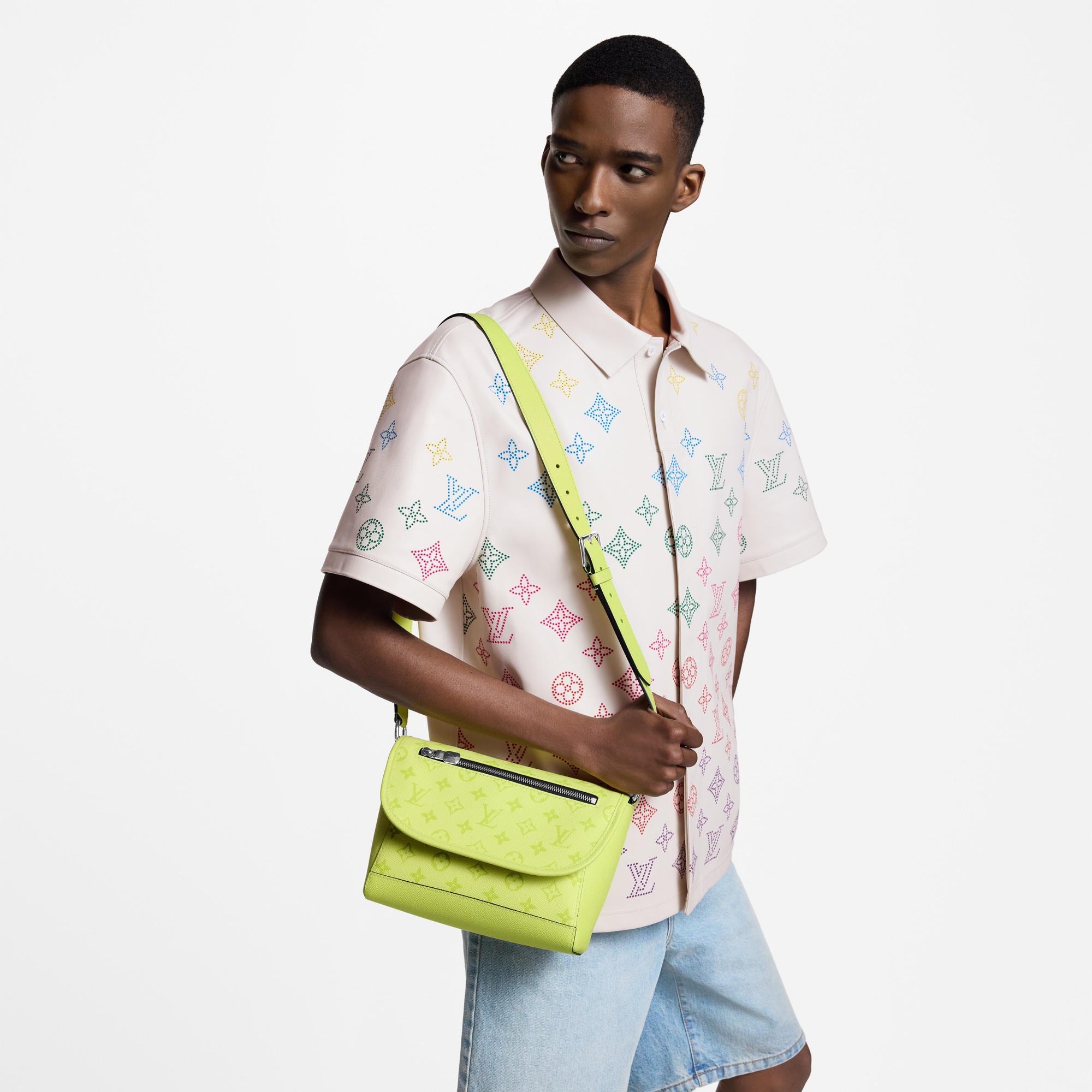Pulse Messenger - Luxury Newness - Handbags | Women M14079 | LOUIS 