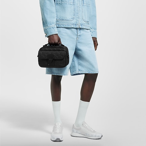 حقيبة S Lock Messenger Monogram Taurillon Leather in الرجال's الحقائب جميع المجموعات collections by Louis Vuitton (تكبير صورة المنتج)