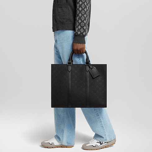Sac Plat 24H Monogram Taurillon Leather Lg in Men's Bags All Collections collections by Louis Vuitton (Product zoom)