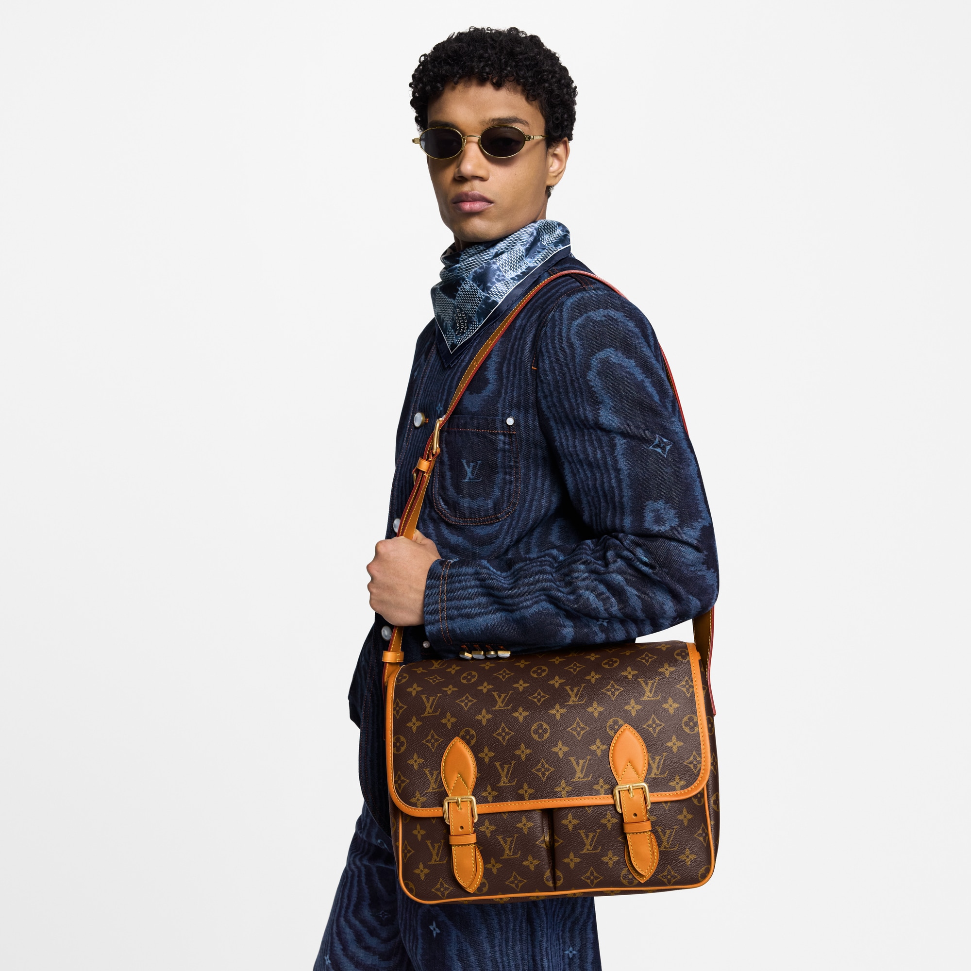 Satchel Messenger Monogram Archive  in Bags and Small Leather Goods