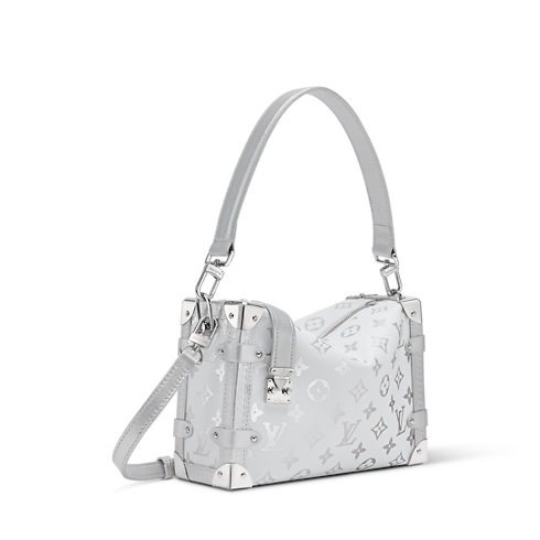 حقيبة Side Trunk MM Autres Toiles Monogram in الحقائب والمنتجات الجلدية الصغيرة's Side Trunk } collections by Louis Vuitton (تكبير صورة المنتج)