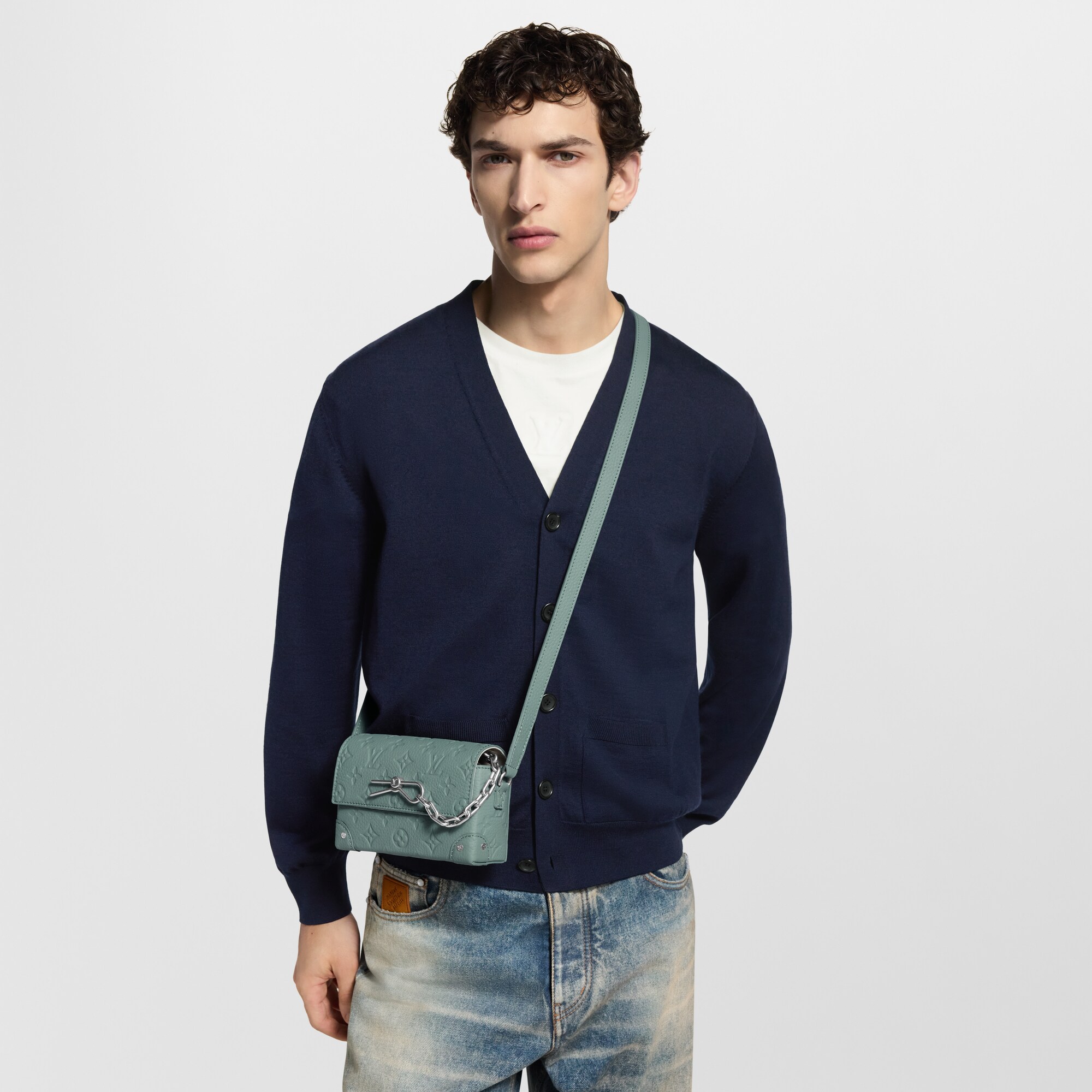 محفظة Steamer بحزام للكتف Monogram Taurillon Leather in الحقائب والمنتجات الجلدية الصغيرة