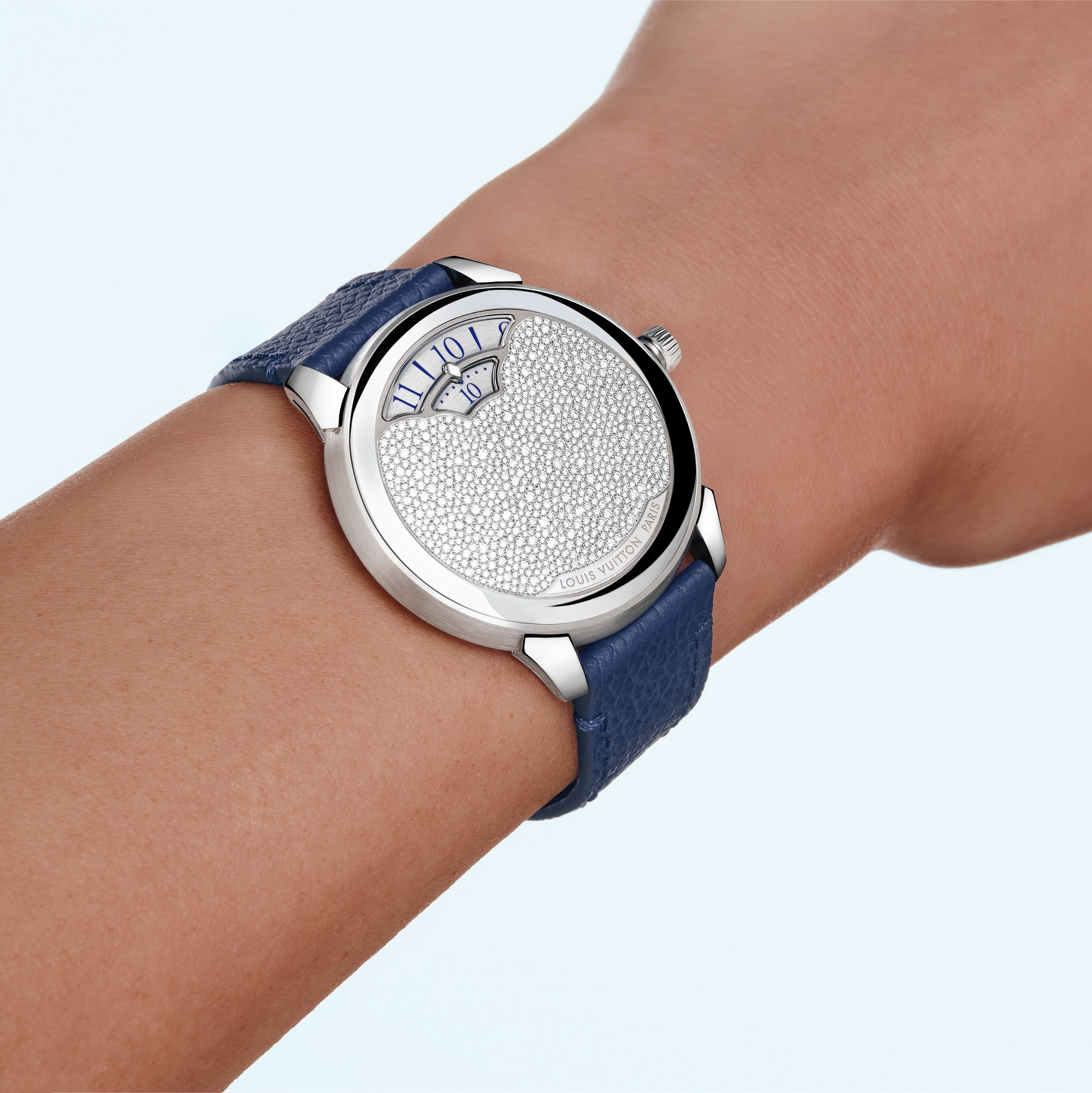 Tambour Convergence, Automatic, 37mm, Platinum and diamonds  in Watches